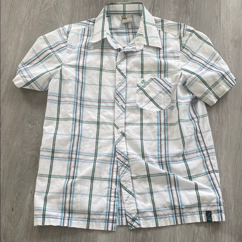 White and Green Casual Button Down Shirt with Plaid Design